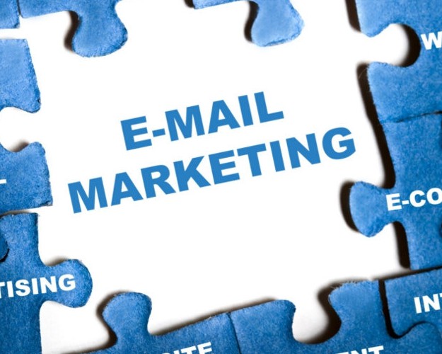 email-marketing-puzzle-pieces